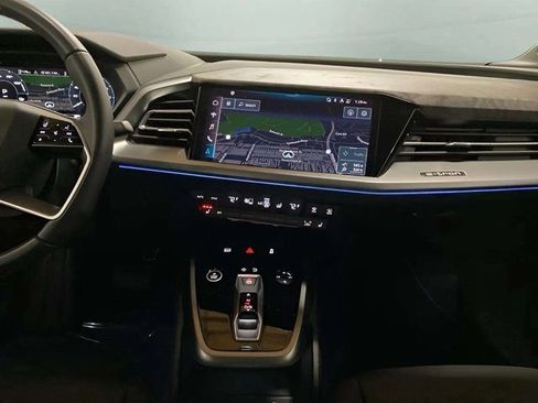 Used 2024 Audi Q4 e-tron Prestige image 14