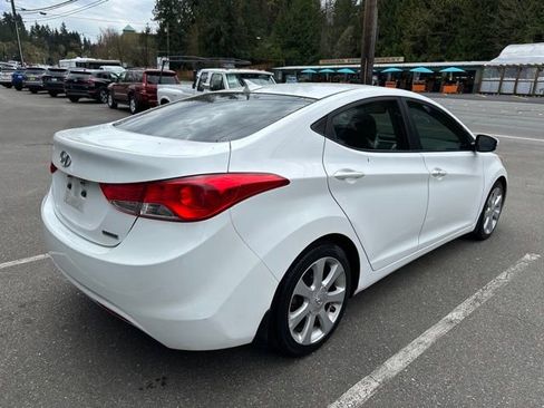Used 2013 Hyundai Elantra Limited w/ Technology Pkg image 5