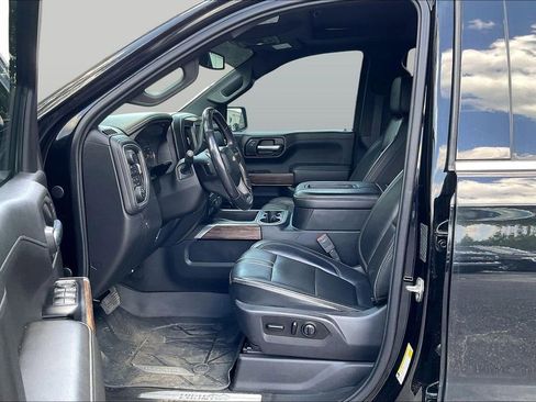 Used 2019 Chevrolet Silverado 1500 High Country AWD/4WD image 25