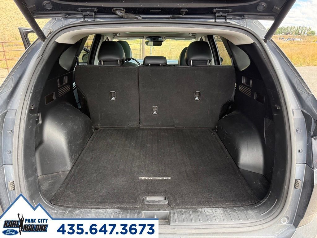 Used 2022 Hyundai Tucson Limited w/ Cargo Package AWD/4WD image 32