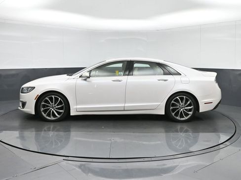 Used 2019 Lincoln MKZ Reserve w/ Reserve Plus Package image 4