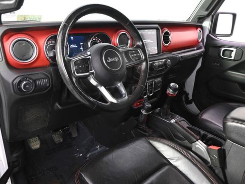 Used 2019 Jeep Wrangler Unlimited Rubicon image 12