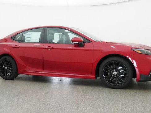 New 2026 Toyota Camry SE image 28