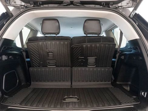 Used 2021 Jeep Grand Cherokee L Limited RWD image 14