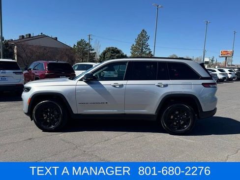 New 2026 Jeep Grand Cherokee Altitude AWD/4WD image 6