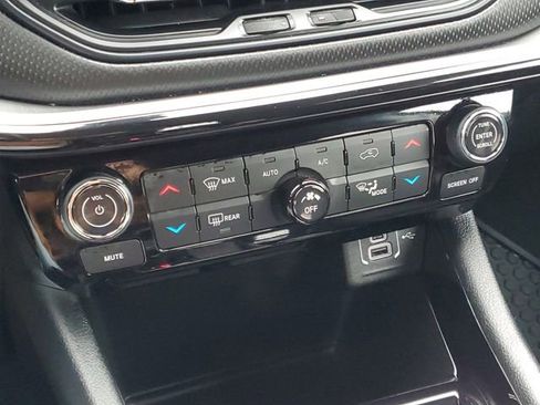 Used 2022 Jeep Compass Trailhawk w/ Trailhawk Convenience Group image 26