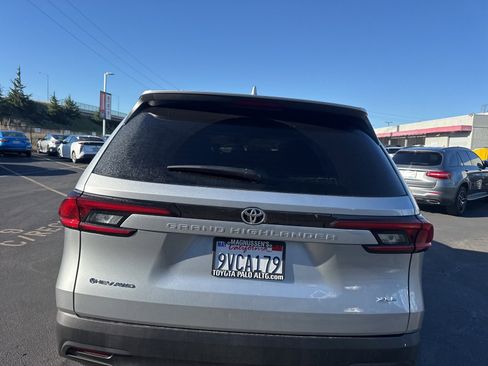 Certified 2025 Toyota Grand Highlander AWD Hybrid image 6