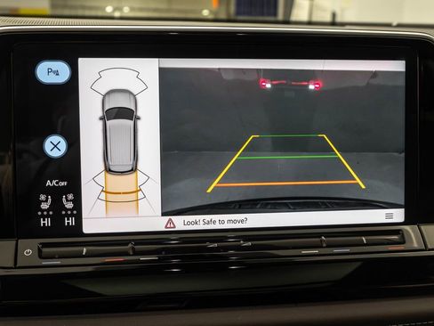 Used 2025 Volkswagen Atlas SEL image 20