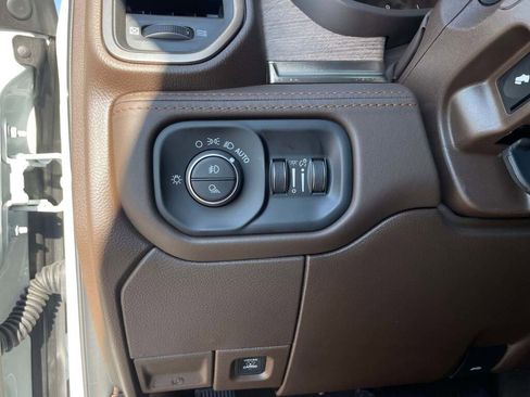 New 2026 RAM 3500 Longhorn image 28