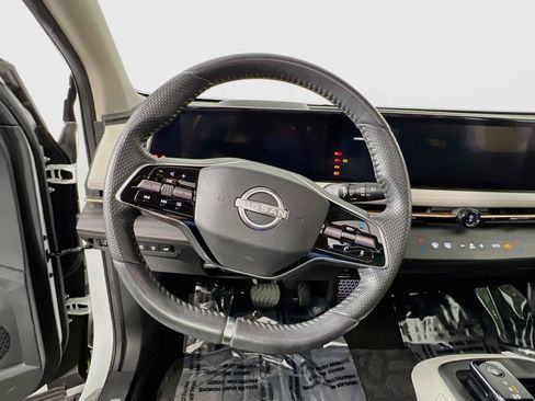 Used 2024 Nissan Ariya AWD image 10