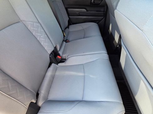 Certified 2025 Toyota Tacoma SR5 image 18