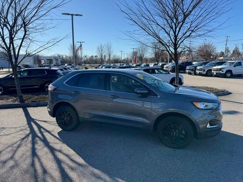 Used 2022 Ford Edge SEL image 4