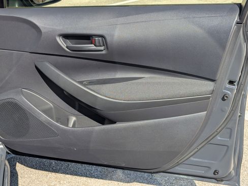 Used 2024 Toyota Corolla LE image 28