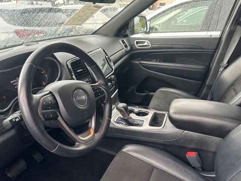 Used 2021 Jeep Grand Cherokee Laredo X AWD/4WD image 35