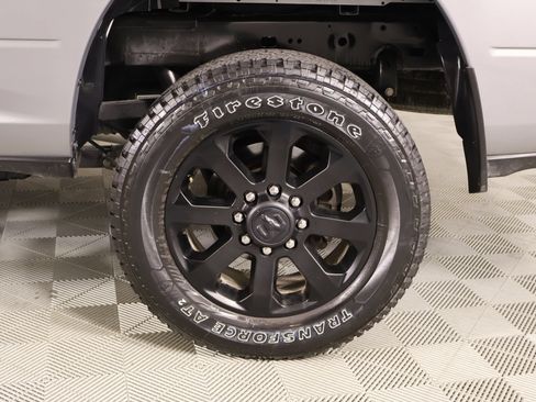 Used 2024 RAM 2500 Big Horn w/ Night Edition AWD/4WD image 18