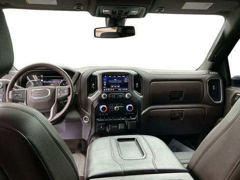 Used 2022 GMC Sierra 3500 Denali AWD/4WD image 10