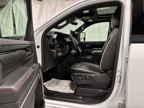 Used 2026 GMC Sierra 2500 AT4X AWD/4WD image 10