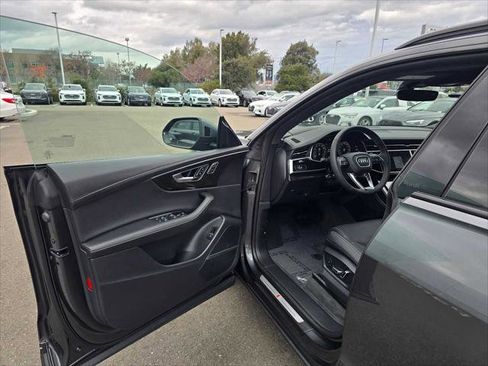 New 2026 Audi Q8 Prestige image 21