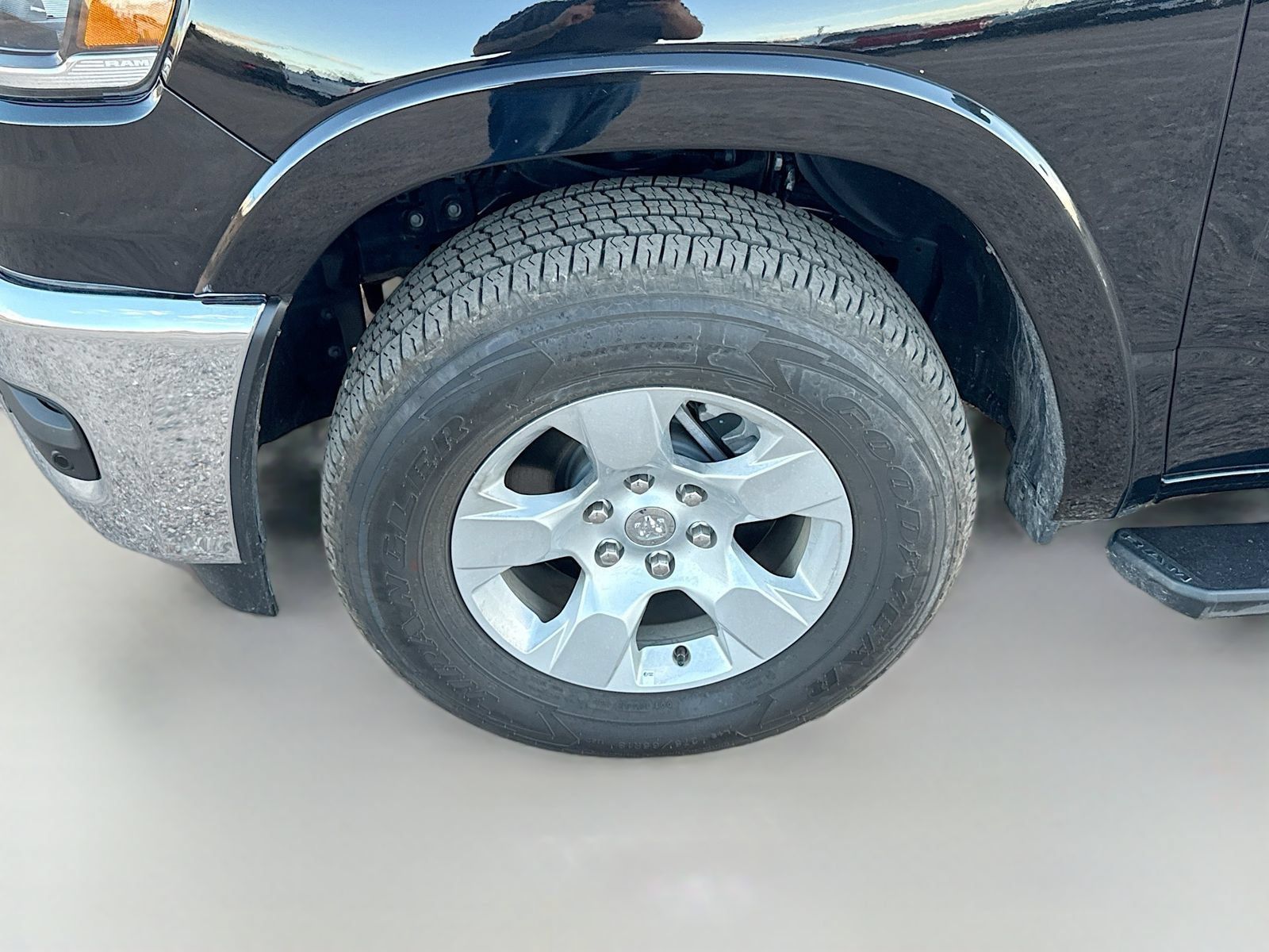 Used 2025 RAM 1500 Big Horn AWD/4WD image 30