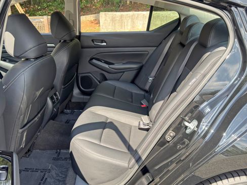 Used 2021 Nissan Altima 2.5 SL FWD image 36