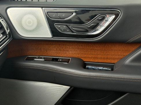 Used 2023 Lincoln Navigator L Black Label image 22