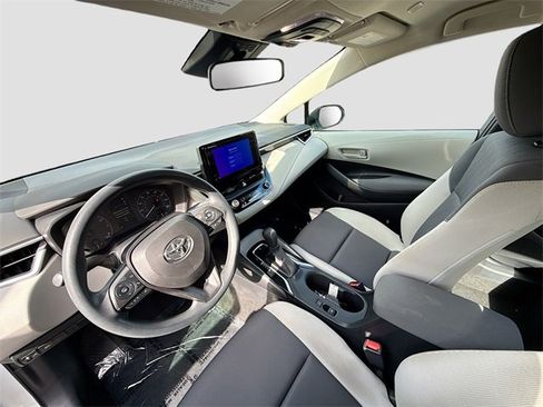 Used 2023 Toyota Corolla LE w/ LE Convenience Package image 20