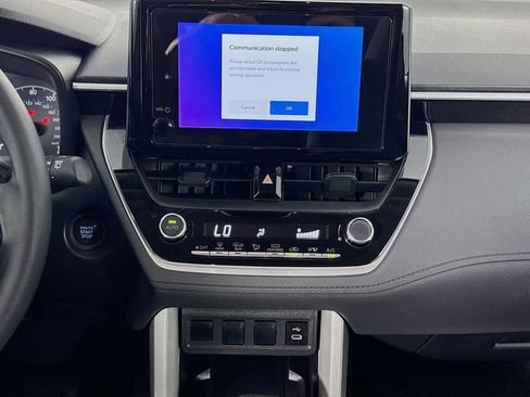Used 2024 Toyota Corolla Cross LE image 36