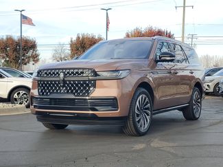 New 2025 Lincoln Navigator Black Label video 2