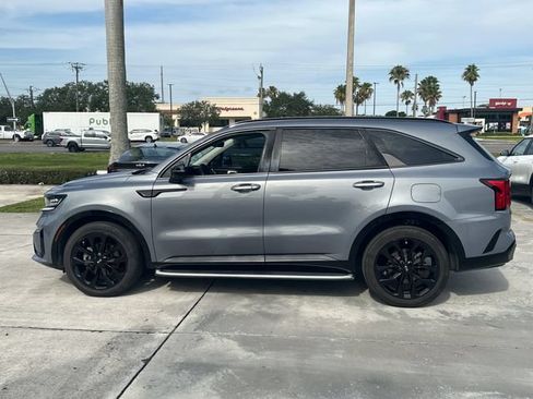 Certified 2021 Kia Sorento SX FWD image 12