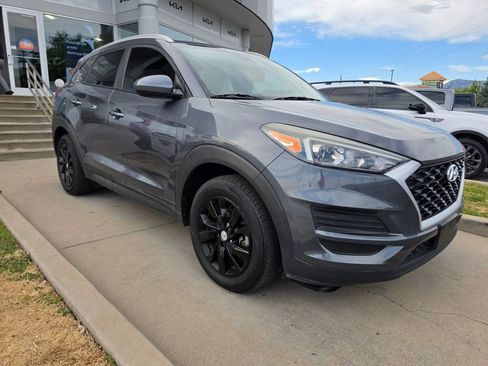 Used 2019 Hyundai Tucson Value AWD/4WD image 3