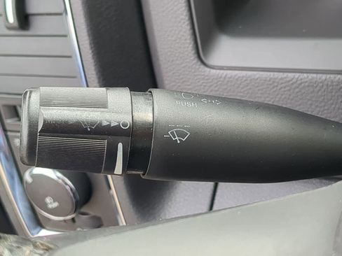 Used 2012 RAM 1500 Laramie image 25