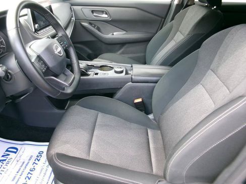 Used 2025 Nissan Rogue SV AWD/4WD image 13