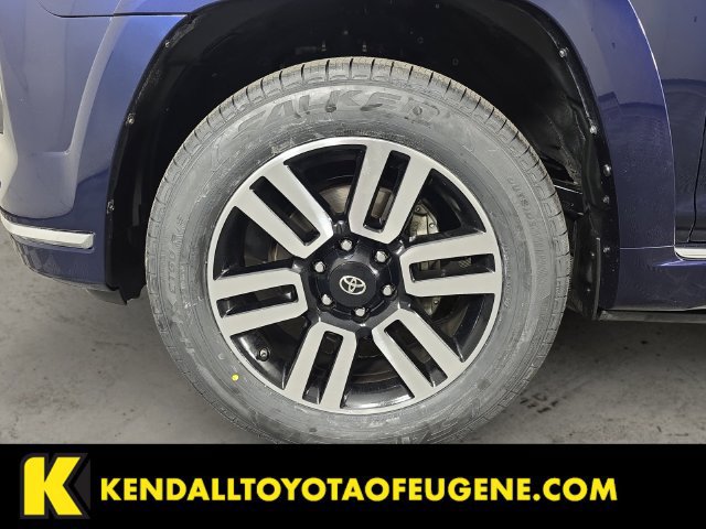 Used 2021 Toyota 4Runner Limited AWD/4WD image 9