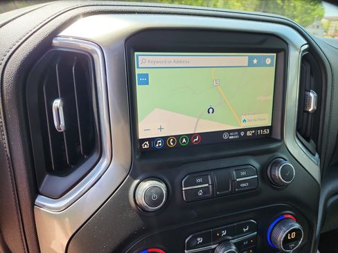 Used 2021 Chevrolet Silverado 2500 LTZ w/ LTZ Plus Package AWD/4WD image 37