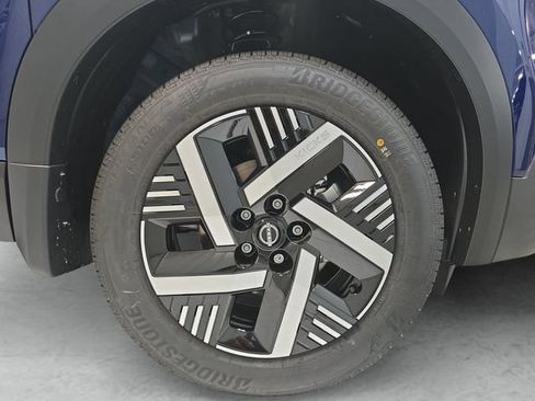 New 2026 Nissan Kicks SV FWD image 23