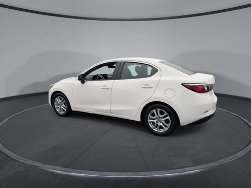 Used 2016 Scion iA image 6