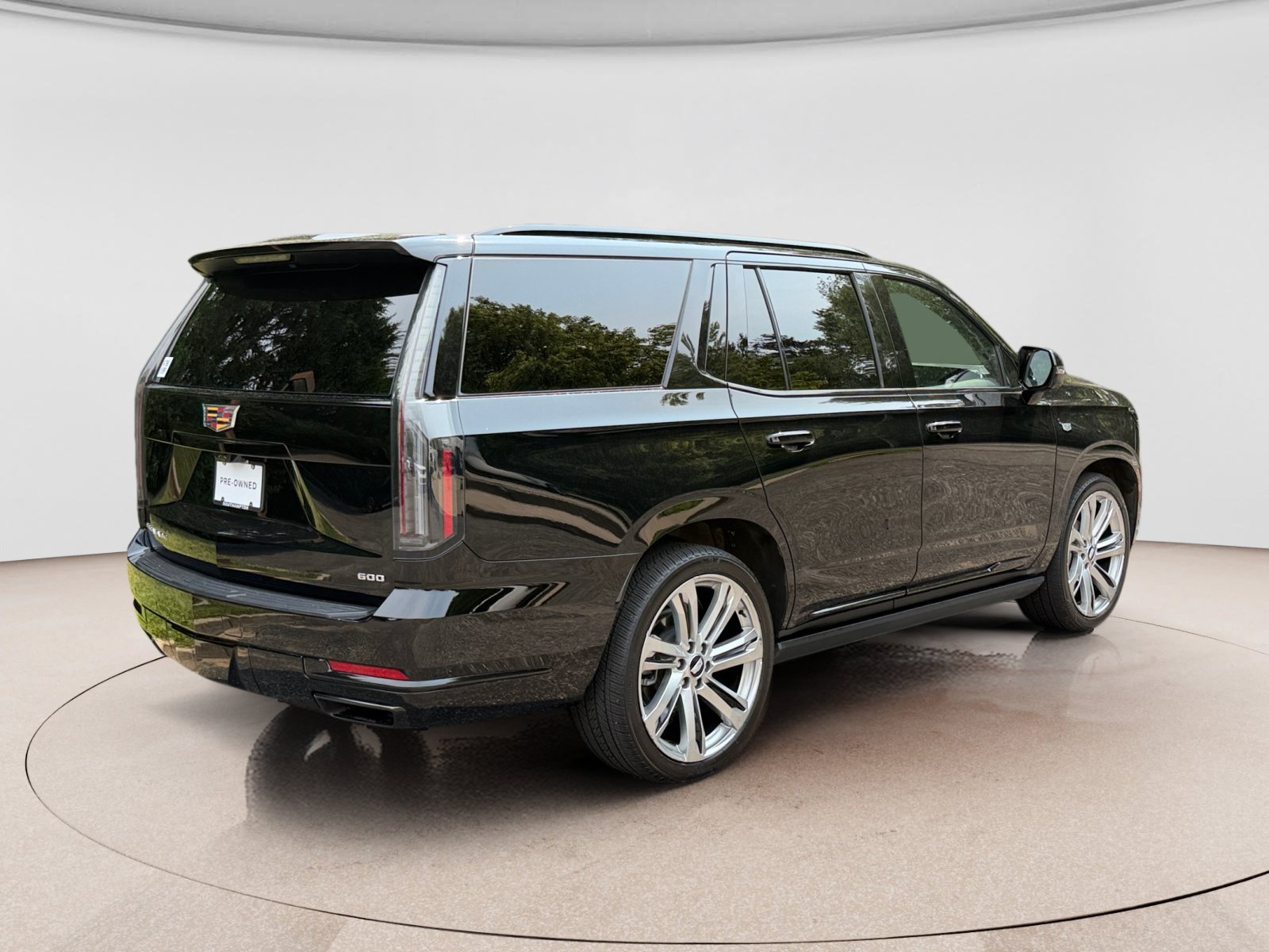 Used 2025 Cadillac Escalade Sport Platinum AWD/4WD image 5
