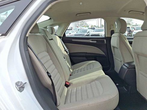 Used 2018 Ford Fusion S image 30