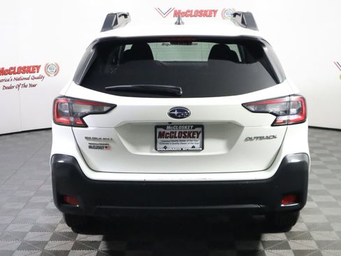 Used 2023 Subaru Outback Premium image 6