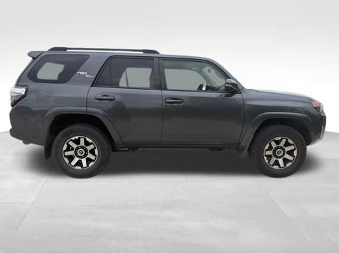 Used 2019 Toyota 4Runner TRD Off-Road Premium image 4