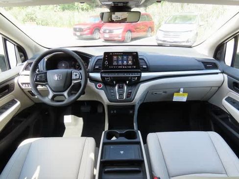 New 2026 Honda Odyssey EX-L image 18