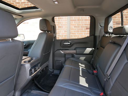 Used 2022 GMC Sierra 1500 Denali w/ Denali Premium Package AWD/4WD image 10