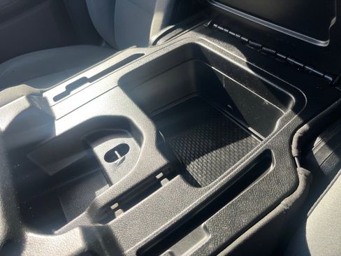 Used 2022 RAM 1500 Big Horn RWD image 15