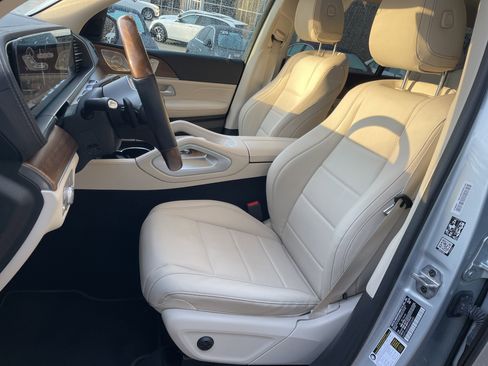 Certified 2023 Mercedes-Benz GLS 450 4MATIC image 23