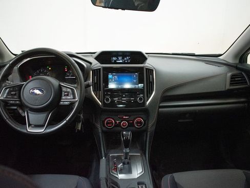Used 2022 Subaru Crosstrek 2.0i Premium AWD/4WD image 11
