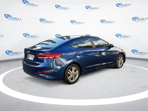 Used 2017 Hyundai Elantra SE w/ SE A/T Tech Package 03 FWD image 5