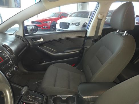 Used 2017 Kia Forte LX FWD image 16