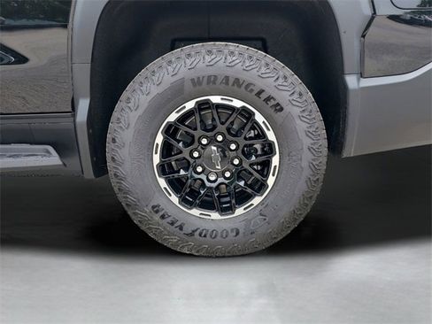 New 2026 Chevrolet Silverado EV Trail Boss w/ Plus Package image 10