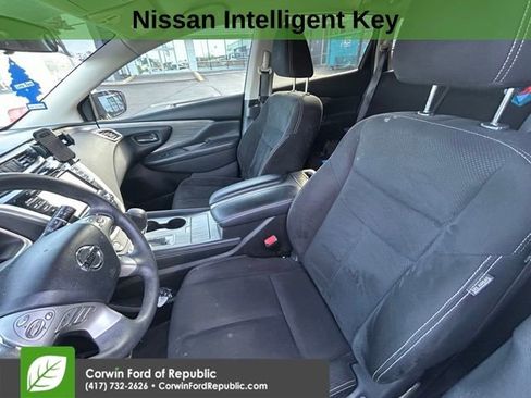Used 2017 Nissan Murano S w/ Navigation Package image 10