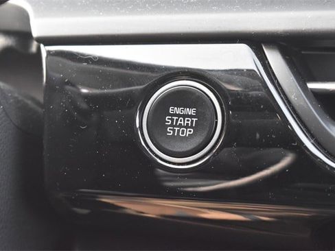 New 2025 Kia Seltos S image 29